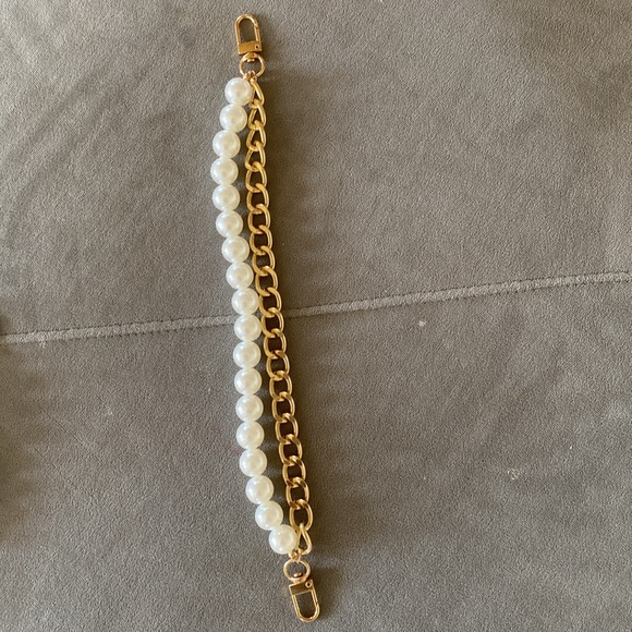 NWOT. Pearl Purse Chain Short Handle Replacement 12” Long ( 2 pieces) - Picture 5 of 9
